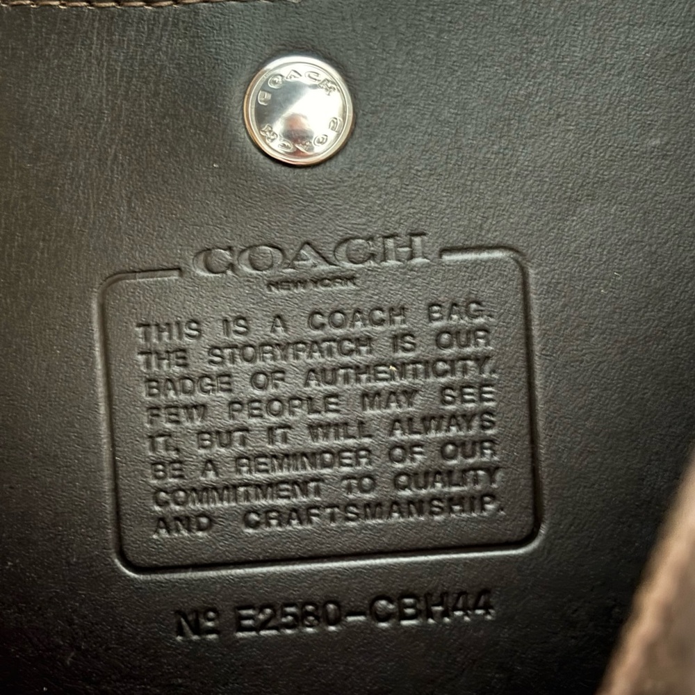 Coach Brooklyn 28 Loved Leather - Picture 14 of 15